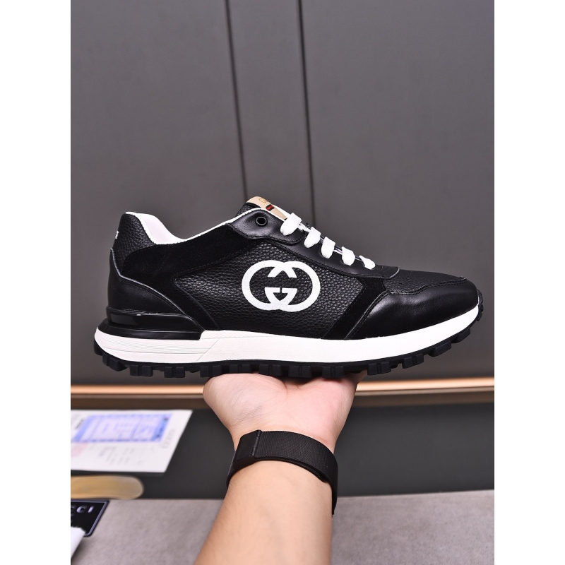 G*u*i casual shoes